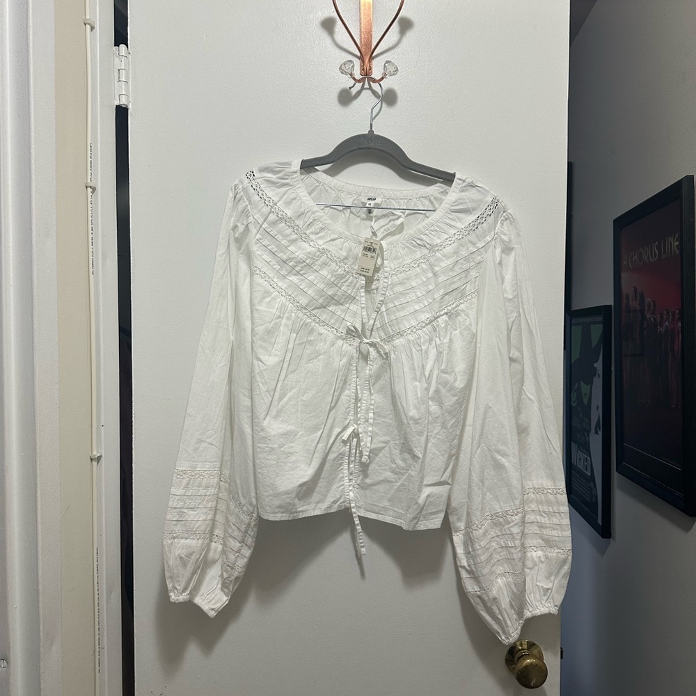 NWT Aerie White Boho Blouse with Embroidery